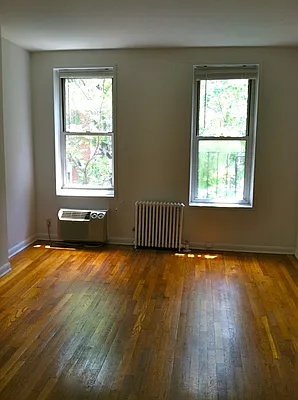 Rented by Acacia Realty | media 20