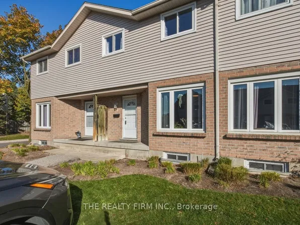 628 Wharncliffe Rd S #9, London, ON N6J 4V6
