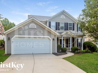 5829 Falls Ridge Ln, Charlotte, NC 28269