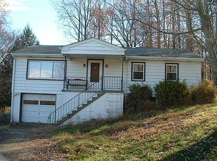 5025 Wallace Rd, Murrysville, PA 15668