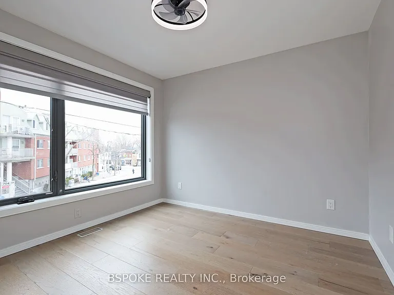707 Mortimer Ave — Photo 16