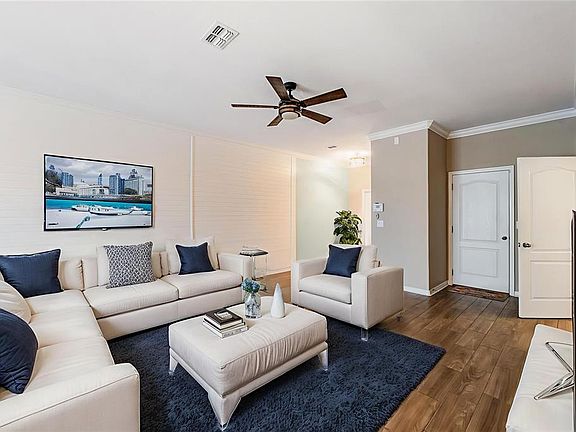 3rd image of 12039 GREENGATE DRIVE