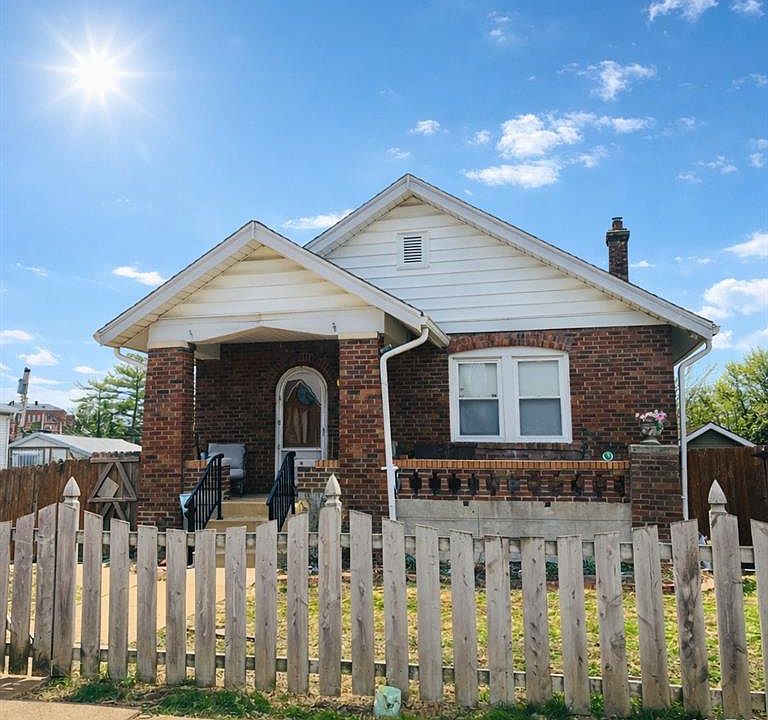 1st image of 3134-3138 Clifton Ave