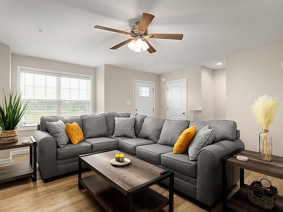 Main level - living room