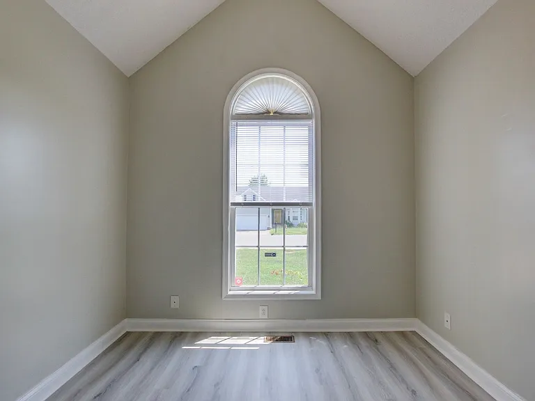 3660 S Naples Ct — Photo 16
