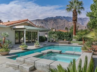 1040 E El Conquistador, Palm Springs, CA 92262