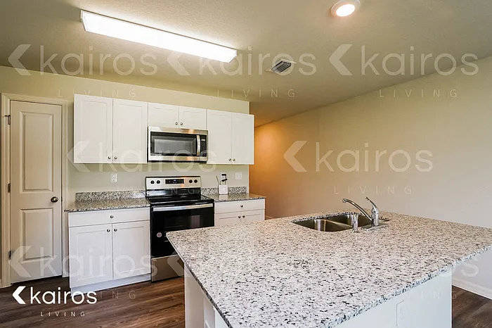 9087 Aegean Cir — Photo 5