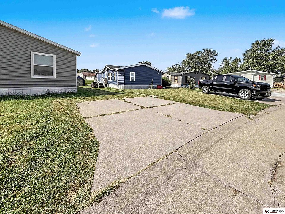 1st image of 1031 Gordon Dr