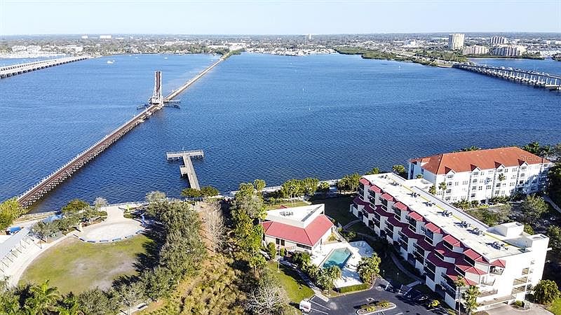 204 3rd St W APT 202, Bradenton, FL 34205 | Zillow