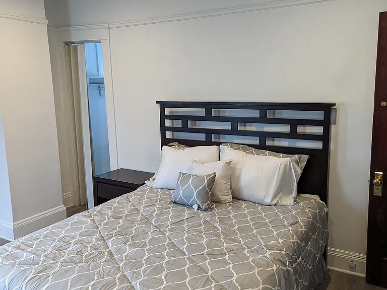10918 Ashbury Ave — Photo 15