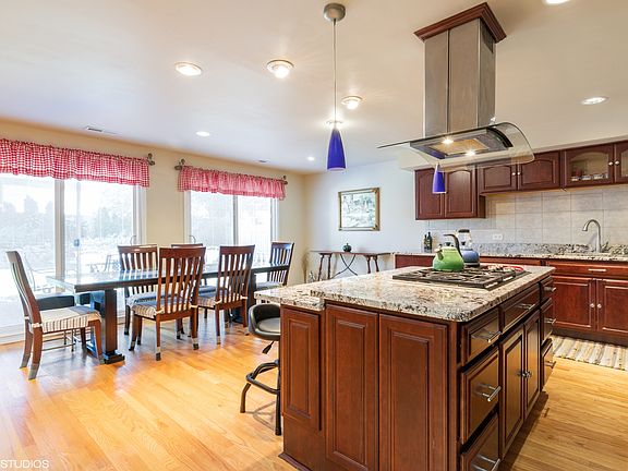 4th image of 2708 S Briarwood Dr W