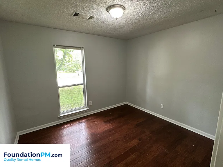 5043 Bowdoin Dr — Photo 9