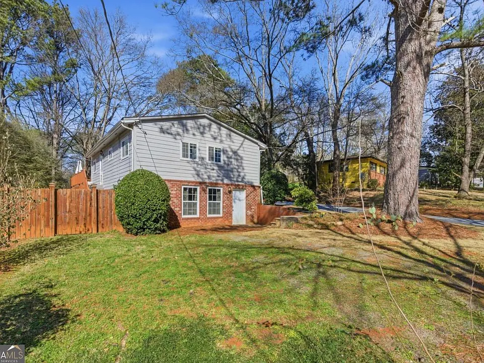 3112 Dove Way