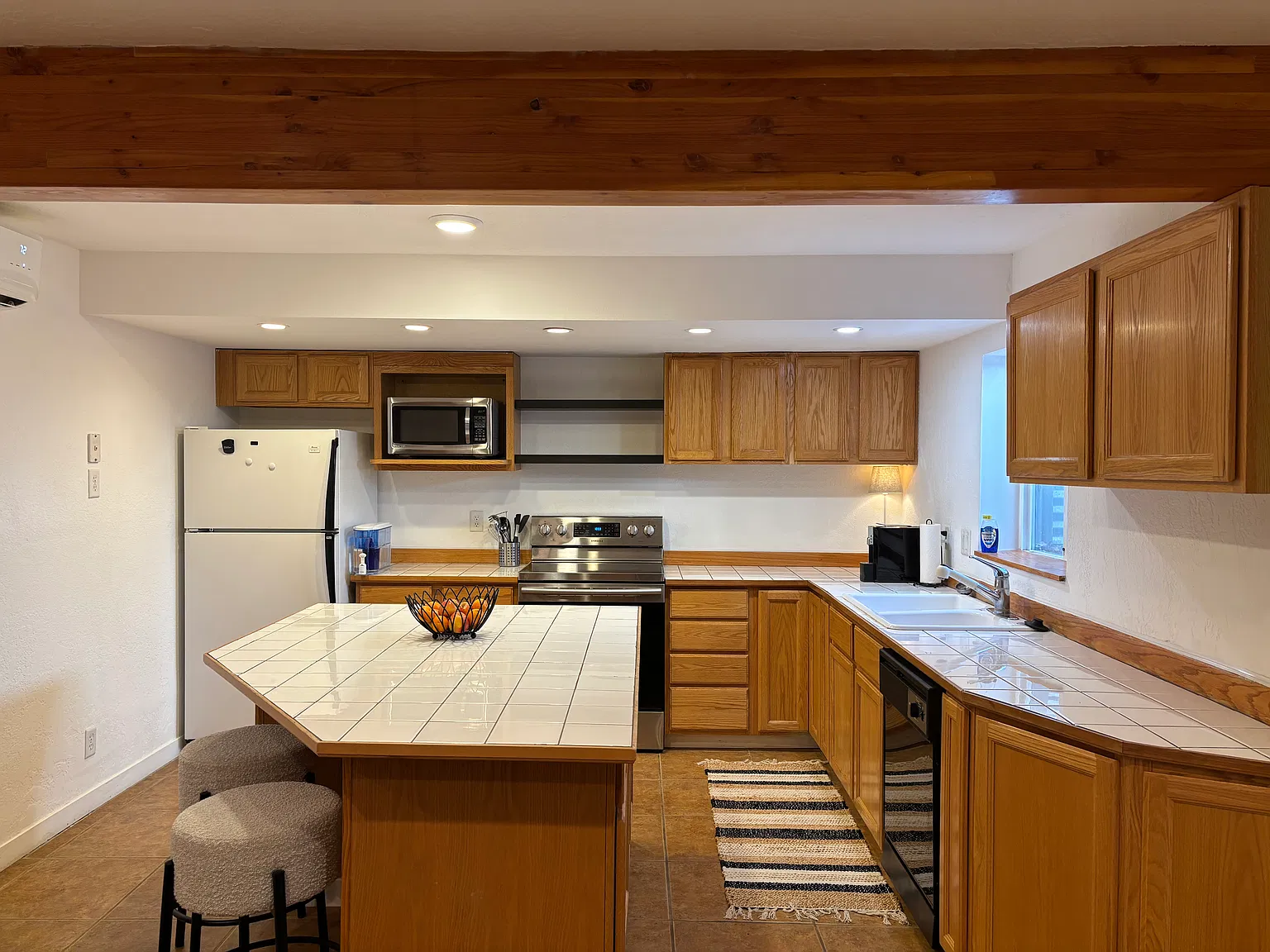 2482 Annie Oakley Dr — Photo 4