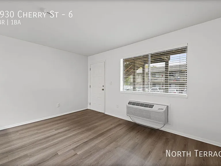 Cherry Street Apartments — Photo 32