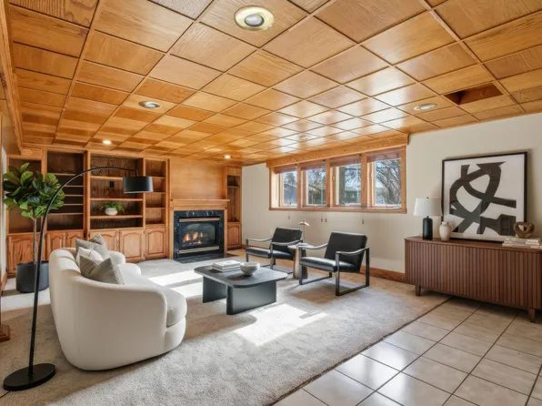 416 South St, Paynesville, MN 56362