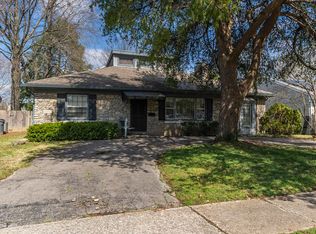 691 Springhurst Dr, Lexington, KY 40503