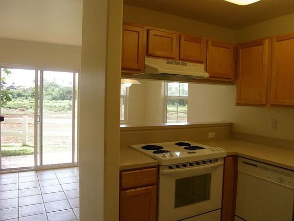 Kitchen & Dining Area