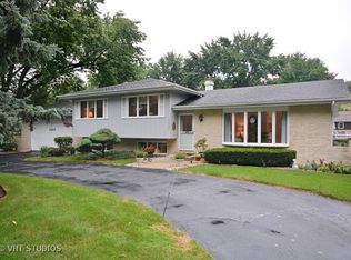 1307 S Luther Ave, Lombard, IL 60148