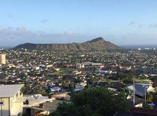 1534 Kanalui St, Honolulu, HI 96816