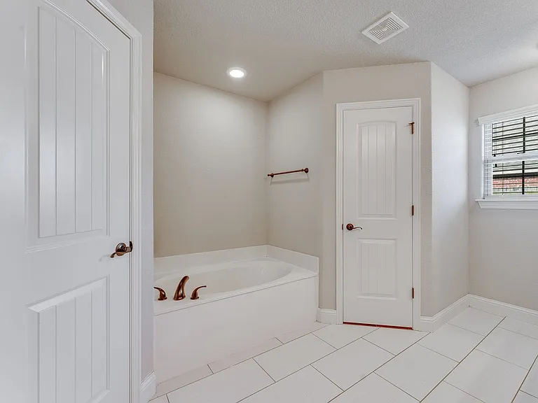 4204 SW Limestone Ave — Photo 16
