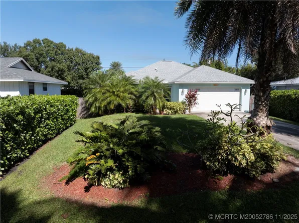 3785 SE Middle St, Stuart, FL 34997