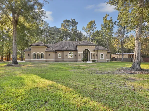 28526 Riverside Crest Ln, Huffman, TX 77336
