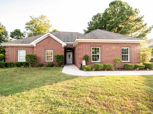 215 Hidden Hollows, El Dorado, AR 71730