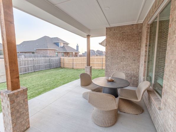 9317 NW 116th St, Yukon, OK 73099