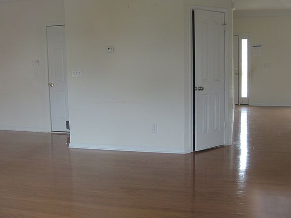 1/2 bath on main