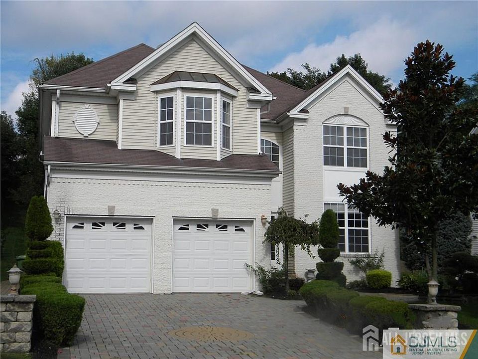 1st image of 106 Sayreville Blvd S