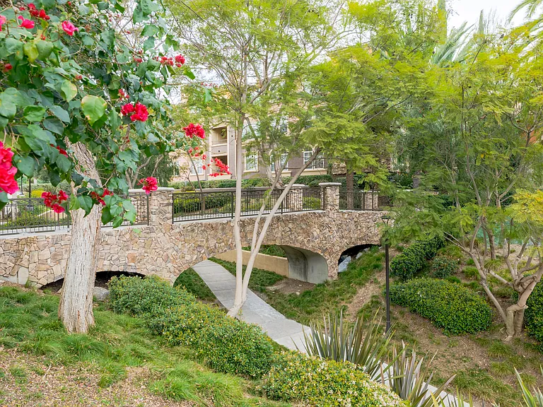 Portofino Apartments Mission Valley — Photo 15