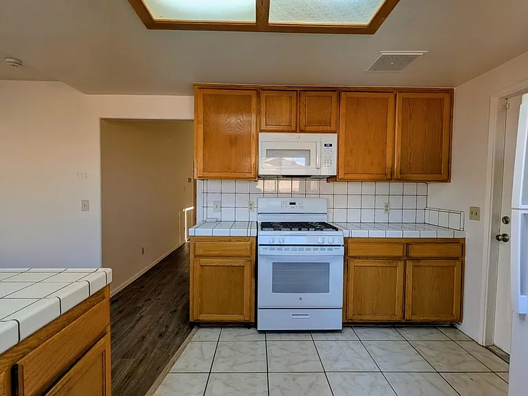 72731 Larrea Ave — Photo 6