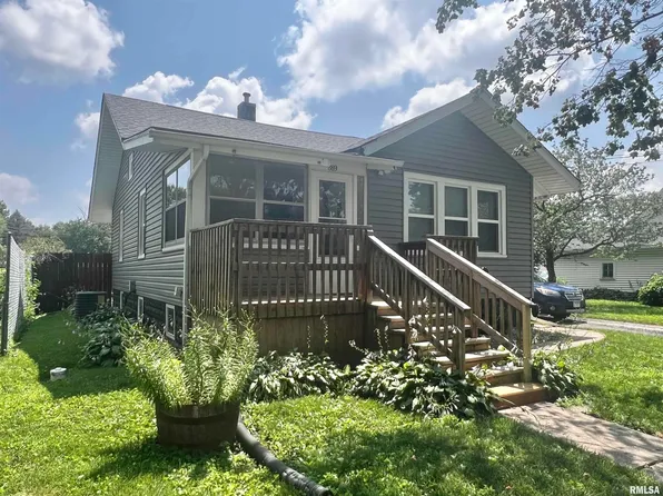 889 S Chambers St, Galesburg, IL 61401