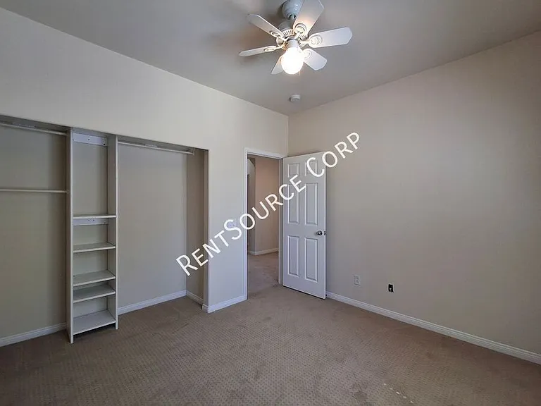 24310 Las Palmas St — Photo 27