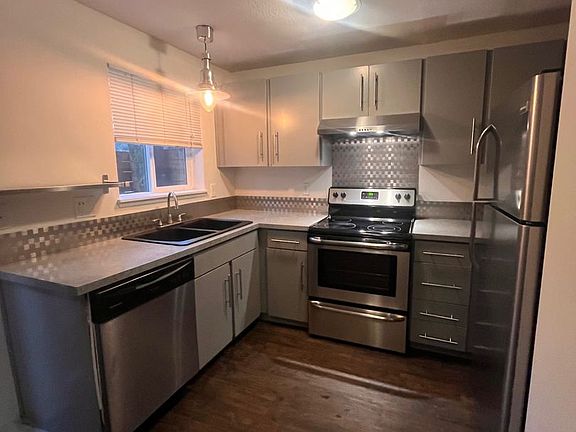 3rd image of 9027 N Saint Louis Ave #9031