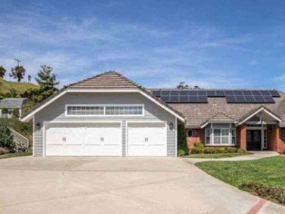 5th image of 801 Sugarbush Dr