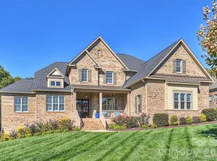 640 Winter Wheat Ct, Matthews, NC 28104