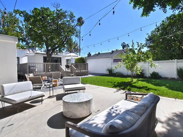 5653 Beck Ave — Photo 52