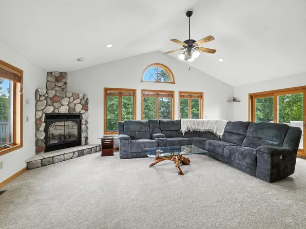 3910 Westbury Trl, Eagan, MN 55123