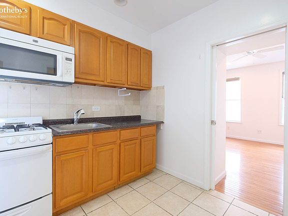 5th image of 486 9th Ave APT 3RN