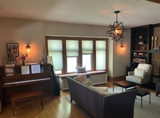 4259 N Larkin St, Shorewood, WI 53211