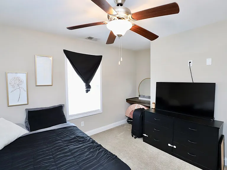 513 Waterlily Dr — Photo 18