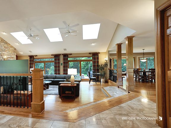 4th image of 26639 N Longmeadow Cir