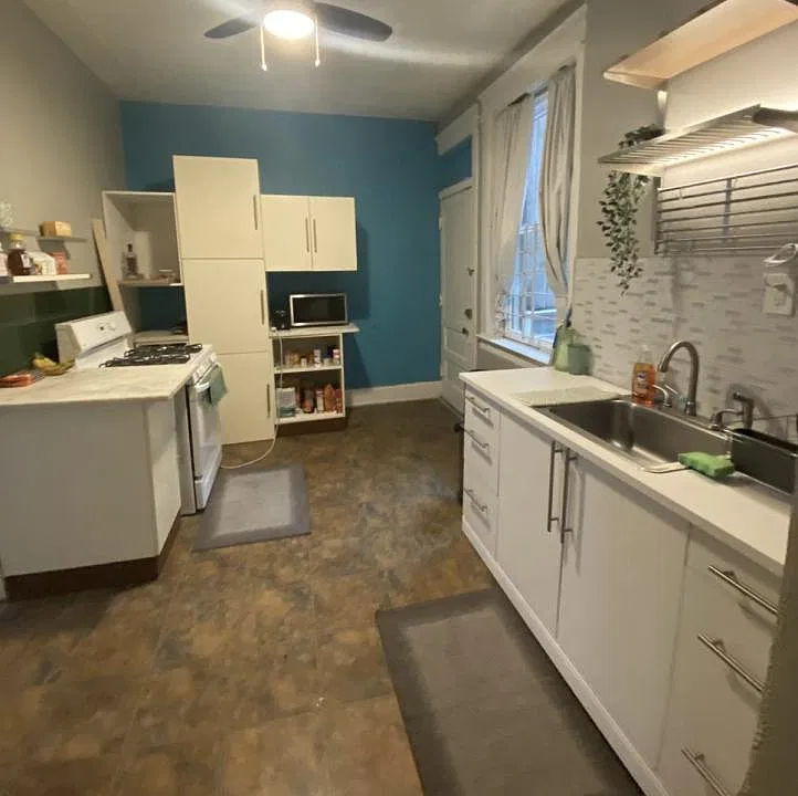 201 Emming St #1