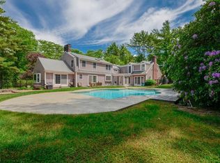 26 Holly Rd, Marion, MA 02738