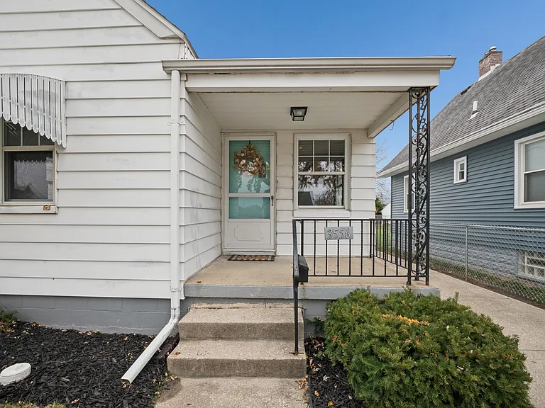 3556 Dean Ave — Photo 5