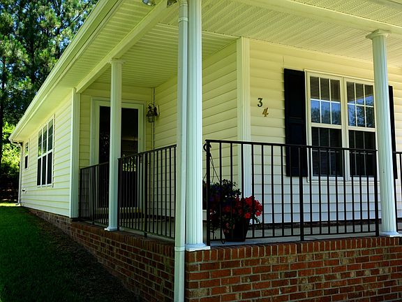2nd image of 34 Yorkfield Ct