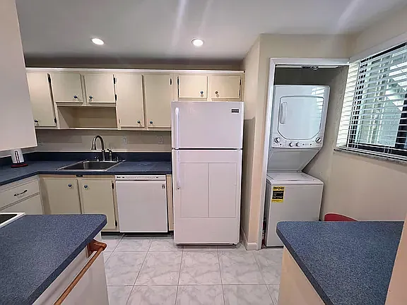 5403 SE Miles Grant Rd #108 — Photo 9