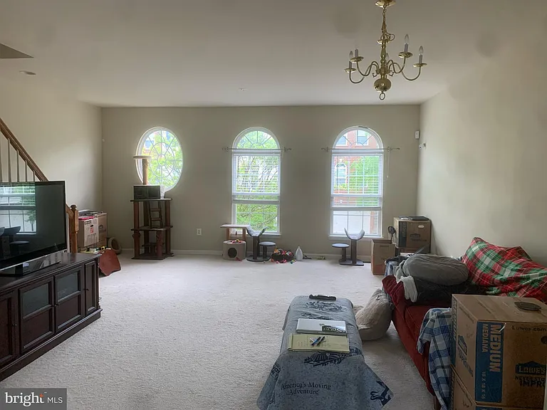 24706 Kings Canyon Sq — Photo 2